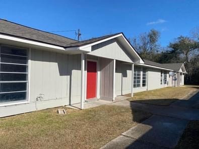 614 Yvonne St, Unit B